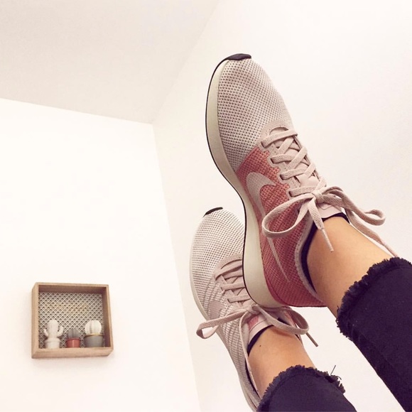 Nike Shoes - NWT Nike dualtone Racer silt red